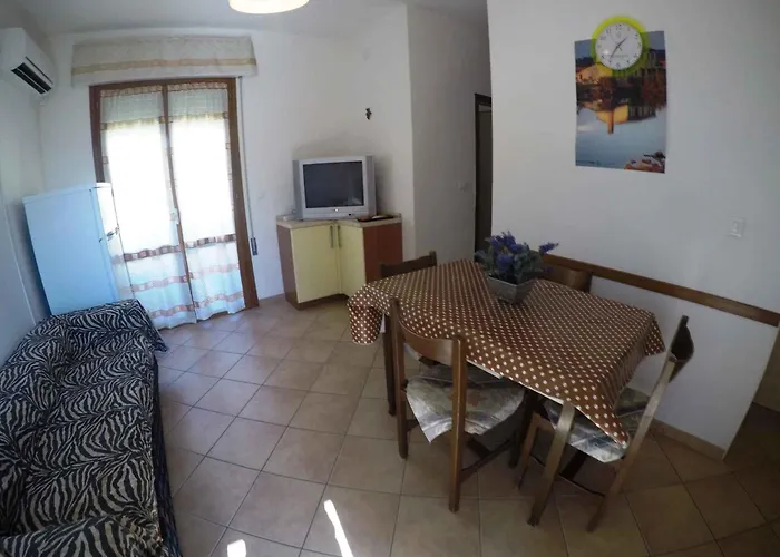 In 37074 Rosolina Mare